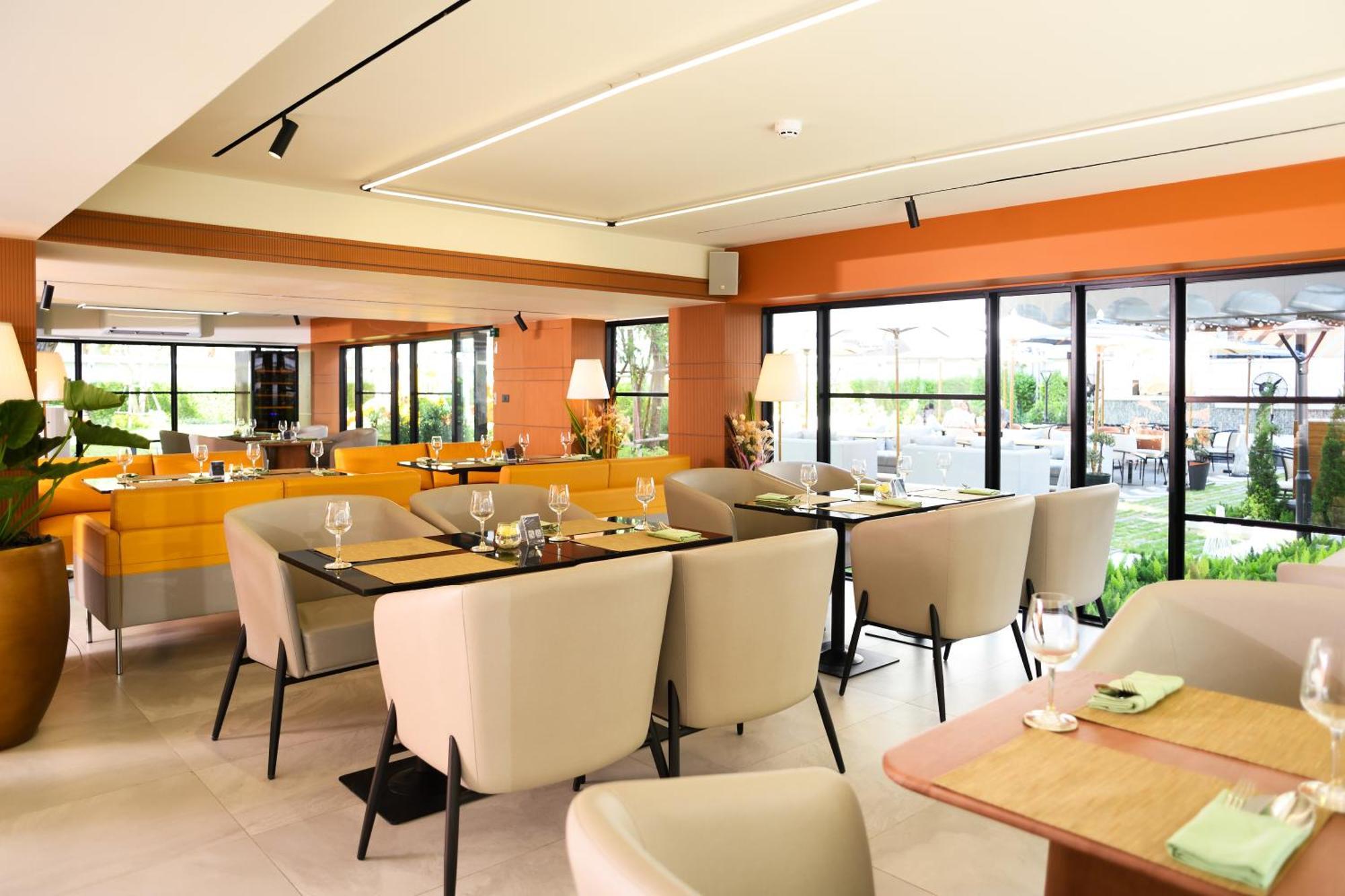 Floral Court Hotel & Residence Sukhumvit 13 Μπανγκόκ Εξωτερικό φωτογραφία